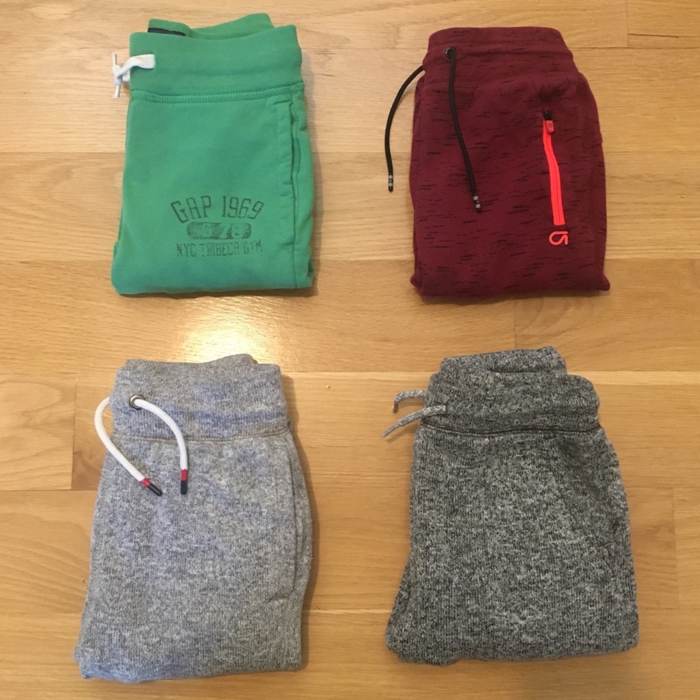 4 pairs S 6/7 Gap pants
